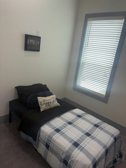 Photo 6 of 8 - Private & Shared Housing in Houston, TX