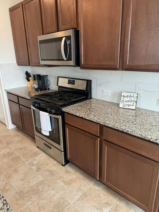 Photo 5 of 10 - Private & Shared Housing in South Central Houston, TX 77048