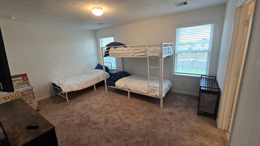 Photo 9 of 10 - Private & Shared Housing in South Central Houston, TX 77048