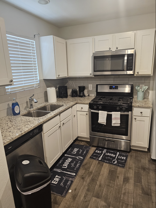 Photo 2 of 8 - Private & Shared Housing in Cleveland, TX 77327