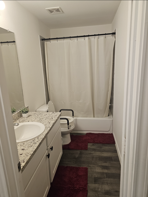 Photo 6 of 8 - Private & Shared Housing in Cleveland, TX 77327