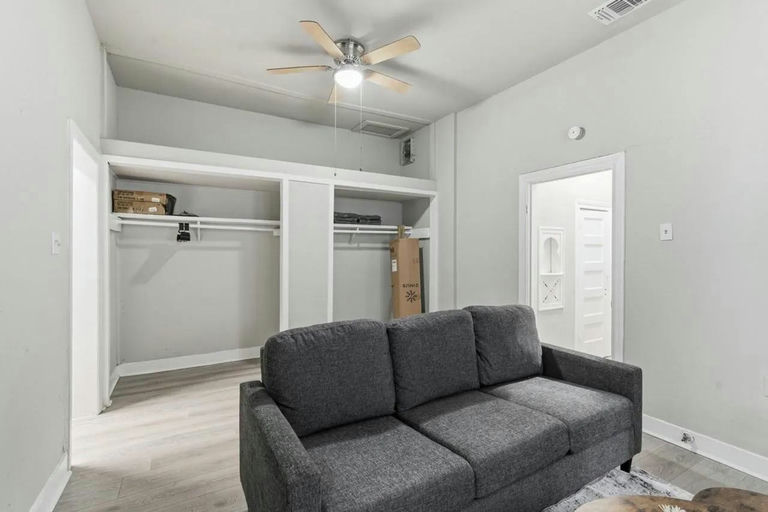 Photo 6 of 8 - Private & Shared Housing in Central San Antonio, TX 78204
