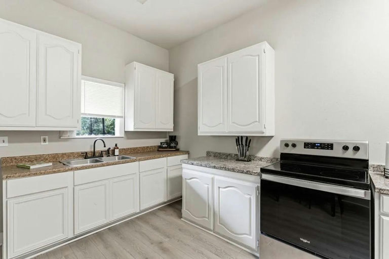 Photo 8 of 8 - Private & Shared Housing in Central San Antonio, TX 78204