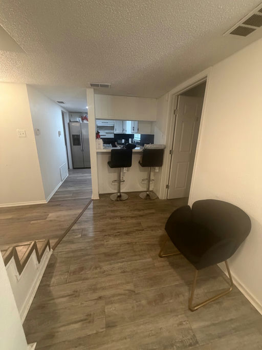 Photo 4 of 5: Private & Shared Housing in Southeast Austin, TX 78744