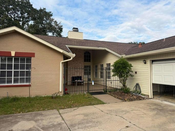 Photo 3 of 4 - Private & Shared Housing in West Houston, TX 77084