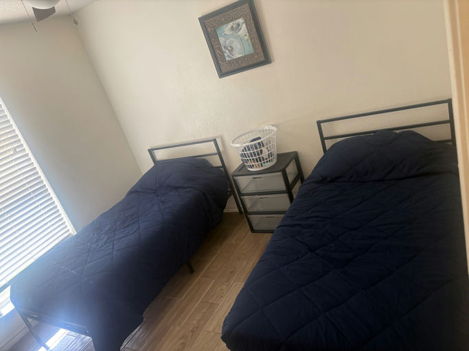 Photo 2 of 5 - Private & Shared Housing in Alvarado, TX 76009