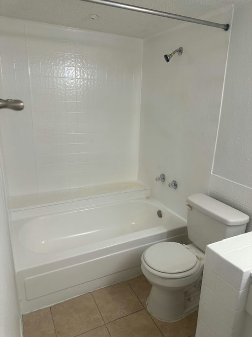 Photo 2 of 6 - Private & Shared Housing in South Central Houston, TX 77054
