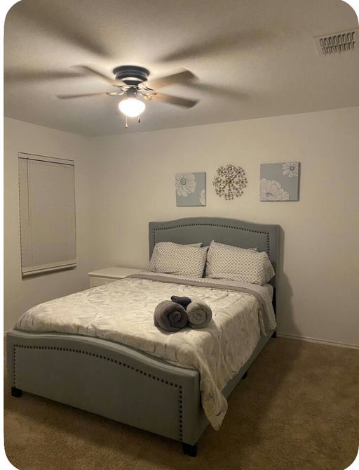 Photo 1 of 10 - Private Room Housing in Ennis, TX 75119