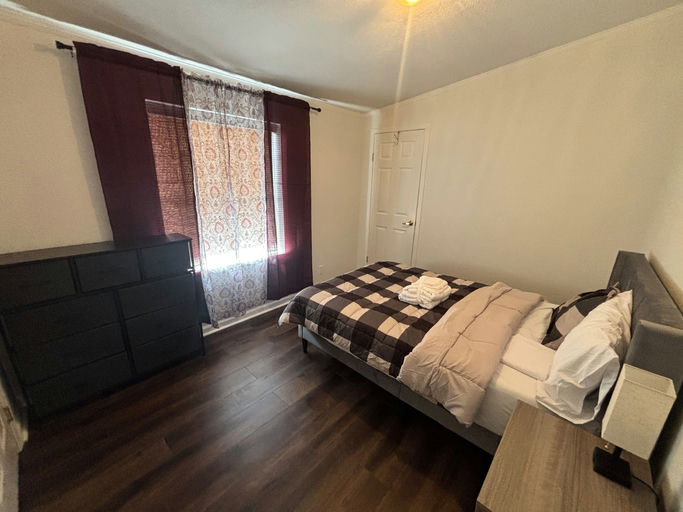 Photo 1 of 3 - Private & Shared Housing in Tomball, TX 77375