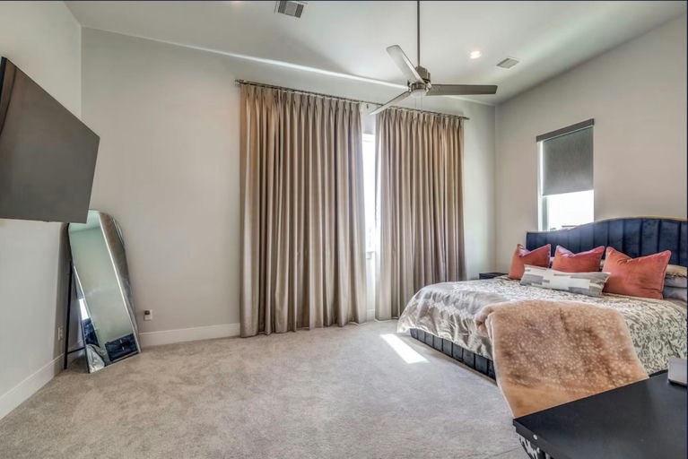 Photo 5 of 10 - Private & Shared Housing in South Central Houston, TX 77051