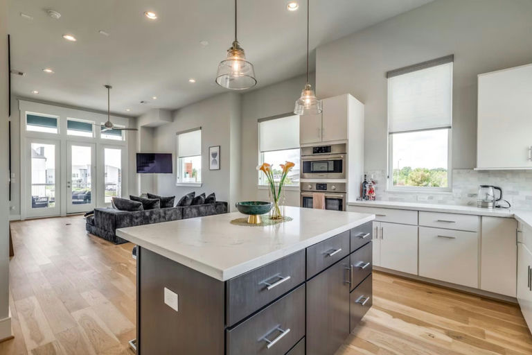 Photo 4 of 10 - Private & Shared Housing in South Central Houston, TX 77051