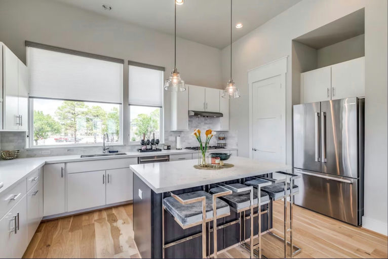 Photo 1 of 10 - Private & Shared Housing in South Central Houston, TX 77051