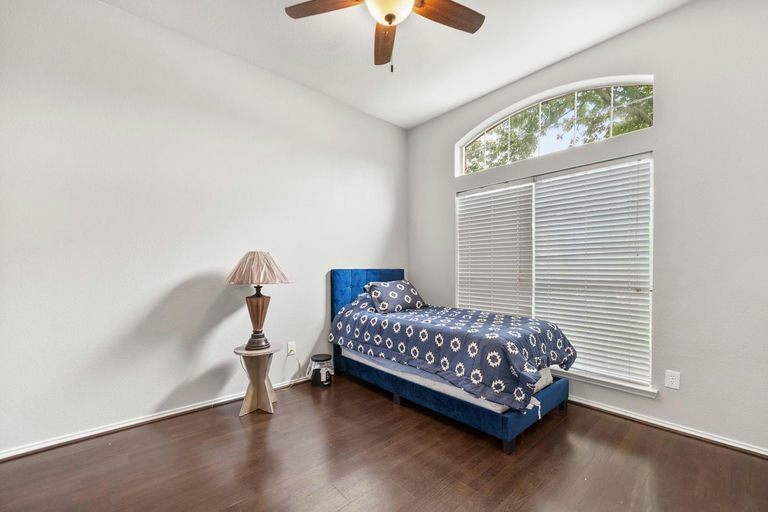 Photo 8 of 8 - Private Room Housing in Mansfield, TX 76063
