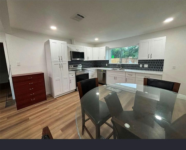 Photo 8 of 10 - Private & Shared Housing in South Central Houston, TX 77033