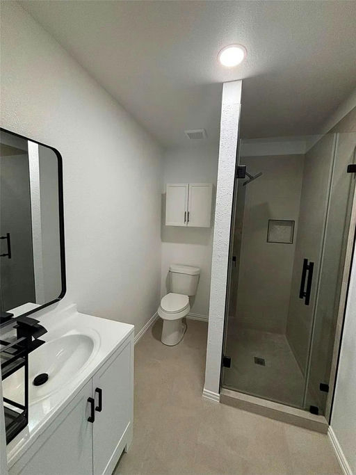 Photo 4 of 10 - Private & Shared Housing in South Central Houston, TX 77033
