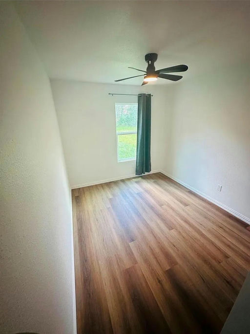 Photo 3 of 10 - Private & Shared Housing in South Central Houston, TX 77033